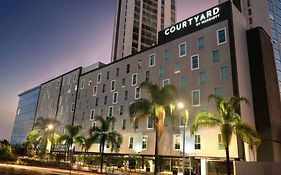 Wyndham Garden Guadalajara Acueducto